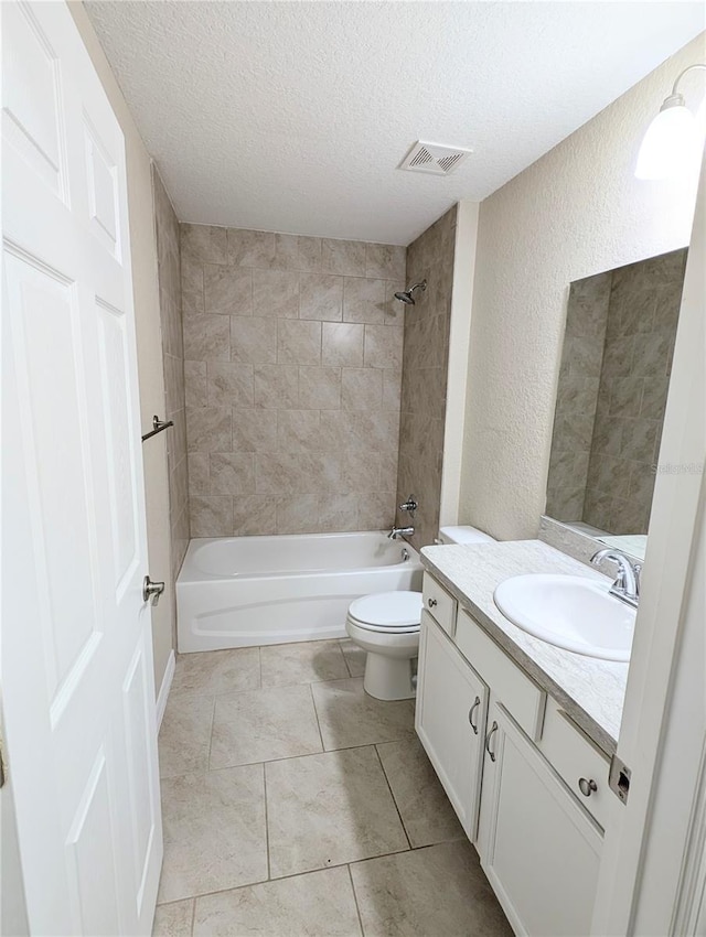 13921 SW 108th Ln, Dunnellon, FL 34432 - bathroom featuring a textured wall, vanity, toilet, a textured ceiling, and shower / tub combination