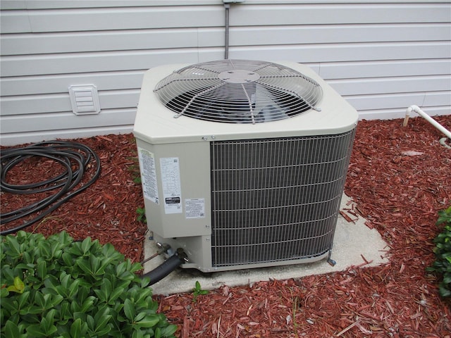 14695 SW 112th Cir, Dunnellon, FL 34432 - exterior view of a cooling unit