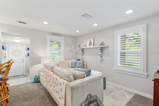 12335 SE 130th Ct, Ocklawaha, FL 32179 - living area featuring recessed lighting, carpet flooring, and baseboards