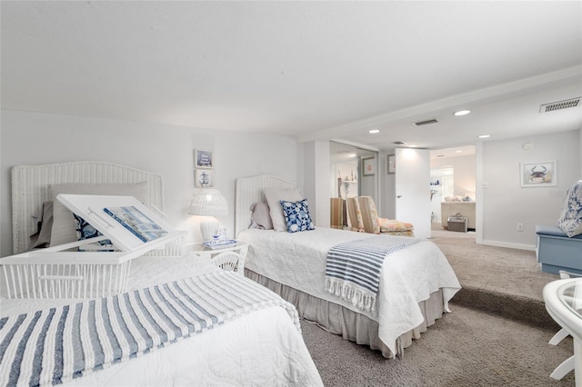 12335 SE 130th Ct, Ocklawaha, FL 32179 - bedroom featuring carpet and recessed lighting
