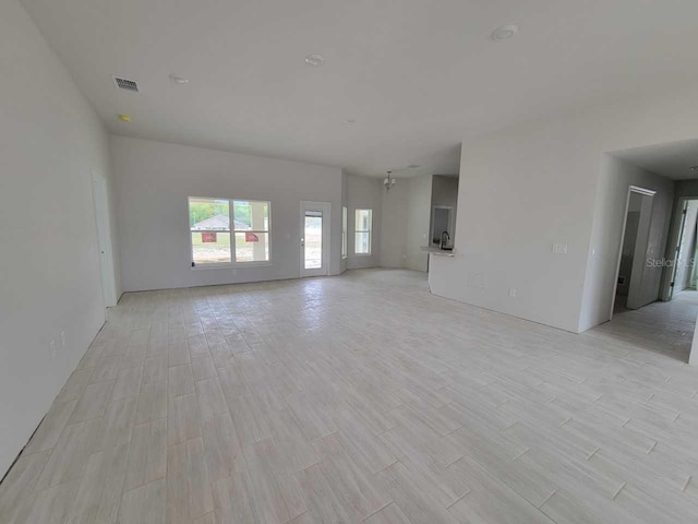 15055 SW 25th Cir, Ocala, FL 34473 - unfurnished room featuring light wood-type flooring