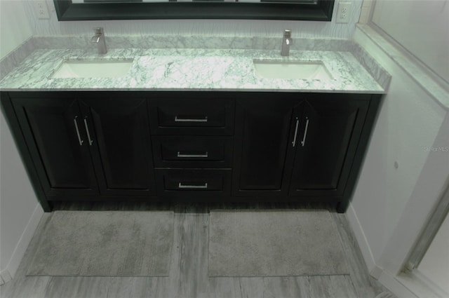 14126 Greater Pines Blvd, Clermont, FL 34711 - full bathroom with double vanity and baseboards