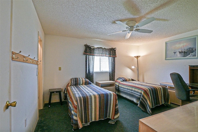 10699 SE 178th St, Summerfield, FL 34491 - carpeted bedroom featuring a textured ceiling and a ceiling fan