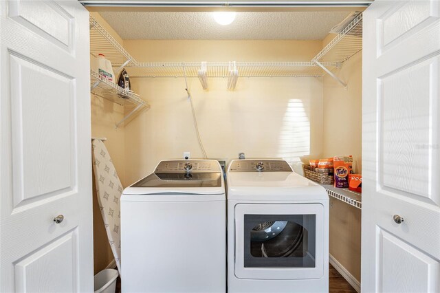 8554 SW 63rd Ct, Ocala, FL 34476 - laundry room featuring washing machine and clothes dryer