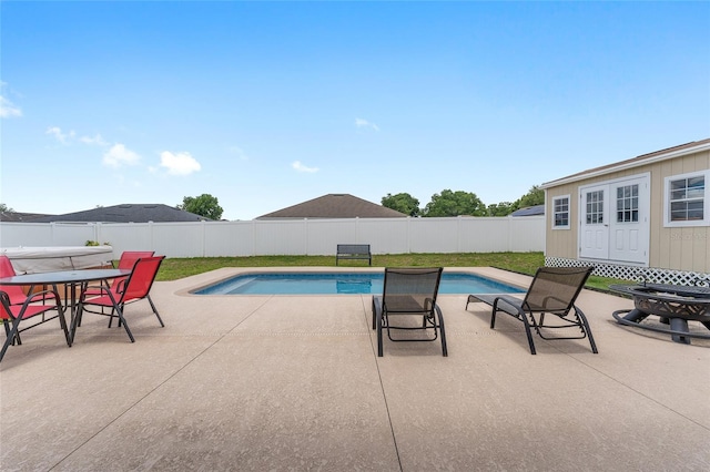 6646 SW 64th Ave, Ocala, FL 34476 - view of pool with a patio area and a fenced backyard