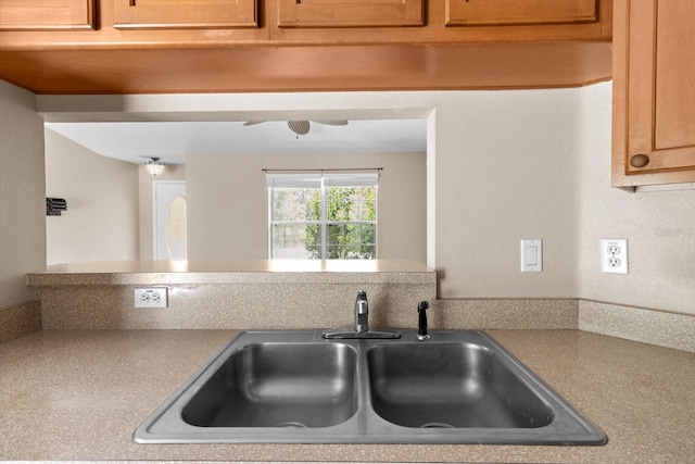 23340 NW Columbine Ave, Dunnellon, FL 34431 - kitchen featuring a sink