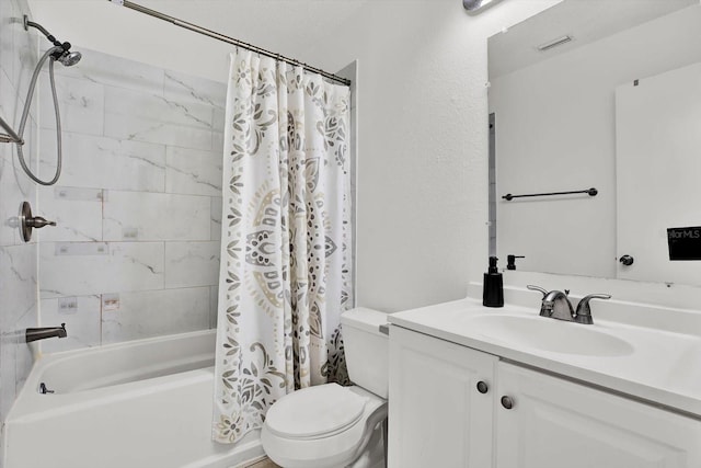 6816 Thomas Cir, Tampa, FL 33619 - full bathroom with shower / bath combo with shower curtain and vanity