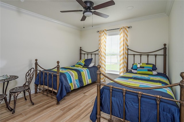5331 SW 121st Ter, Ocala, FL 34481 - bedroom with light wood finished floors, ornamental molding, and ceiling fan