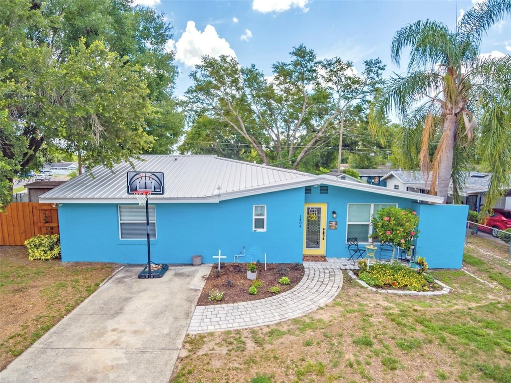 1404 Richmond Rd, Lakeland, FL 33801 - photo 1