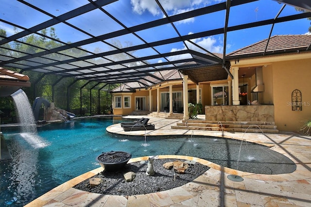 695 SE 47th Loop, Ocala, FL 34480 - swimming pool featuring a patio, a jacuzzi, and a lanai