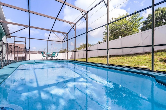 1584 Silhouette Dr, Clermont, FL 34711 - view of pool featuring glass enclosure