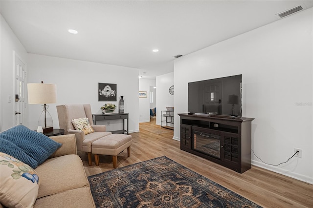 12178 Palmetto Way, Dunnellon, FL 34432 - living area with wood finished floors and recessed lighting