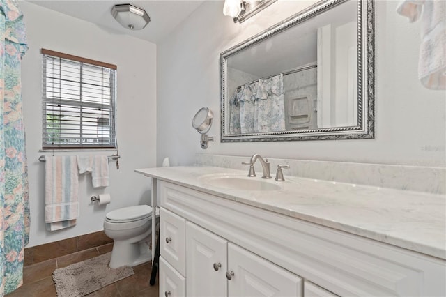206 N Dundee Way, Inverness, FL 34450 - full bath with vanity, tile patterned flooring, and a shower with shower curtain