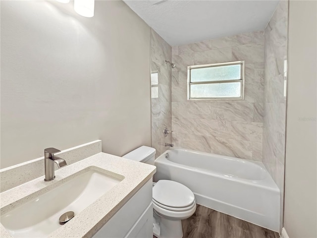 5 Bahia Circle Pl, Ocala, FL 34472 - bathroom with tub / shower combination, wood finished floors, and vanity