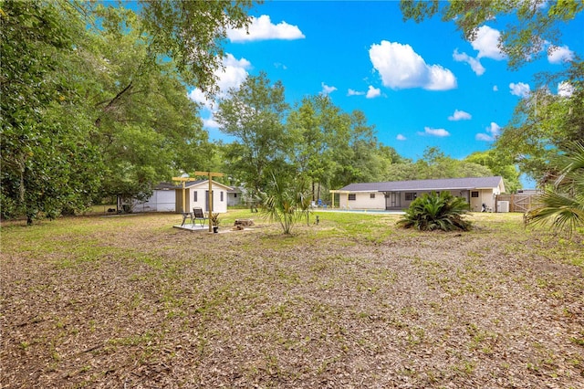 802 NE 39th Ct, Ocala, FL 34470 - view of green lawn