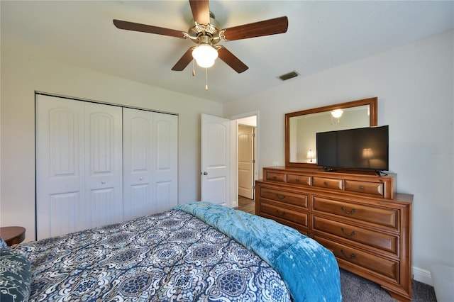 2855 SE 38th St, Ocala, FL 34480 - bedroom with a closet, ceiling fan, and carpet flooring