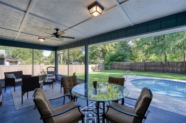 2855 SE 38th St, Ocala, FL 34480 - sunroom / solarium featuring ceiling fan and an outdoor hangout area