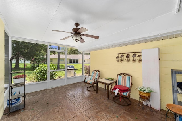 9085 SW 96th Ln Unit B, Ocala, FL 34481 - sunroom / solarium featuring a ceiling fan