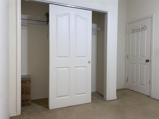 9923 SE 64th Ave, Belleview, FL 34420 - view of closet
