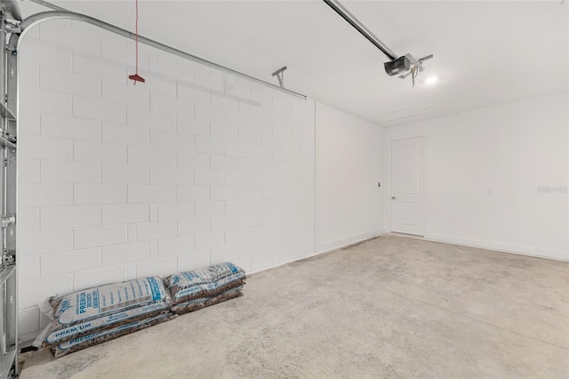 10561 SW 98th Pl, Ocala, FL 34481 - garage with a garage door opener