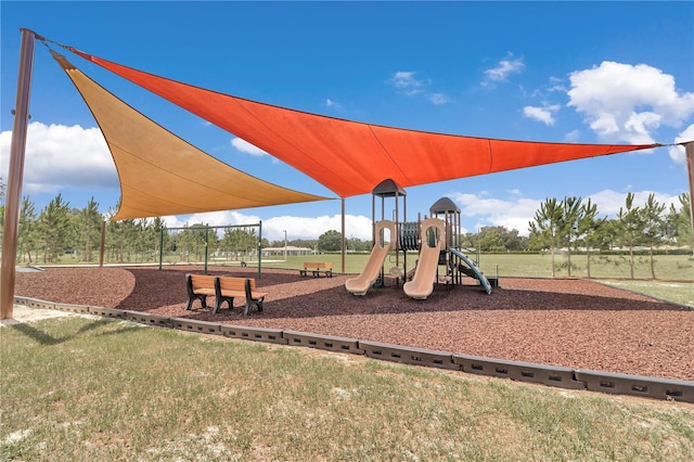 9069 SW 91st Cir, Ocala, FL 34481 - community play area with a yard