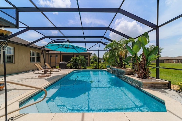 7814 SW 97th Cir, Ocala, FL 34481 - outdoor pool featuring a patio and glass enclosure