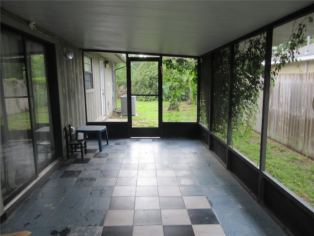 6141 NW 64th Ct, Ocala, FL 34482 - view of unfurnished sunroom