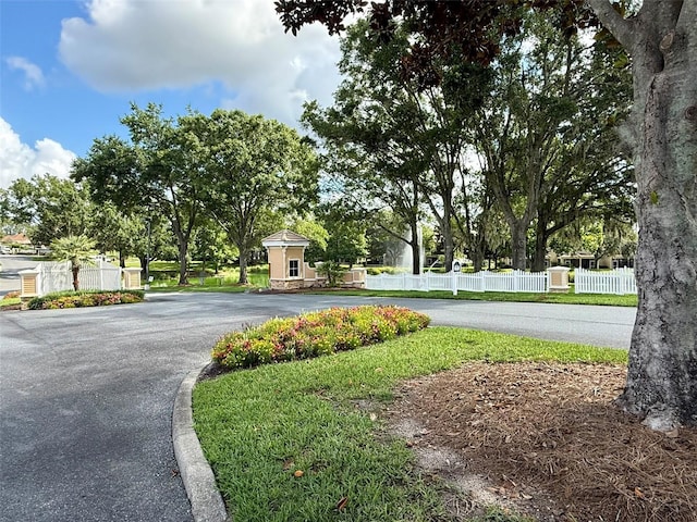1824 W Zoe Ct, Lecanto, FL 34461 - view of asphalt street