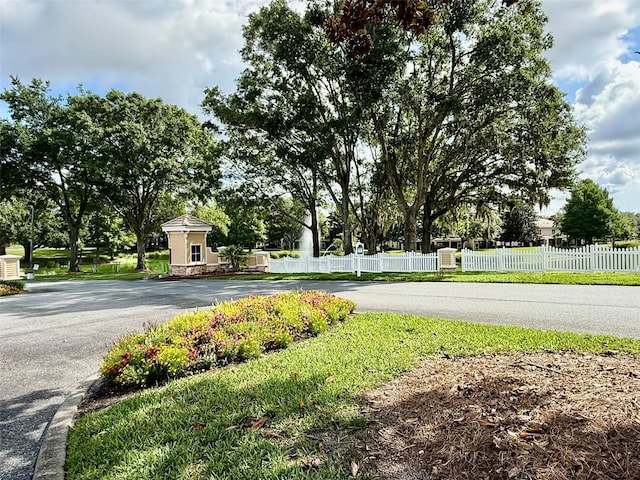 1824 W Zoe Ct, Lecanto, FL 34461 - view of asphalt road