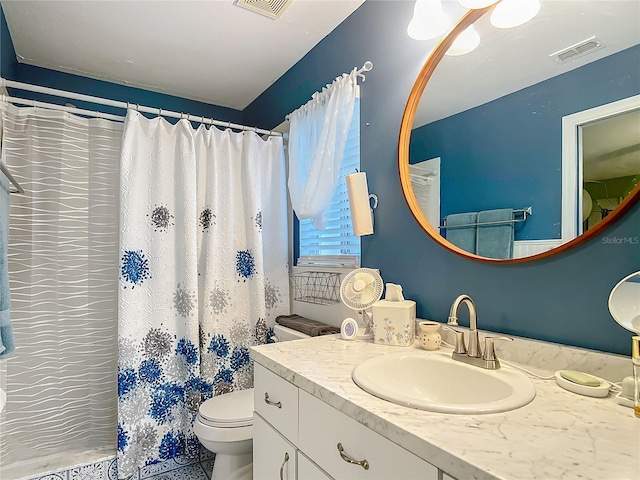 10459 SW 62nd Ct, Ocala, FL 34476 - bathroom with vanity and a shower with curtain