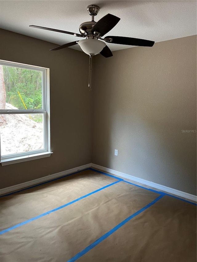 20769 SW Oriole Dr, Dunnellon, FL 34431 - empty room featuring baseboards and ceiling fan