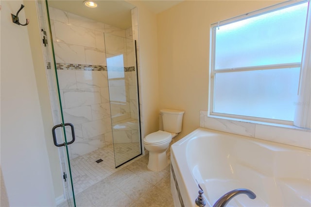 949 Woodsong Way, Clermont, FL 34714 - full bath featuring a bath, a shower stall, and recessed lighting