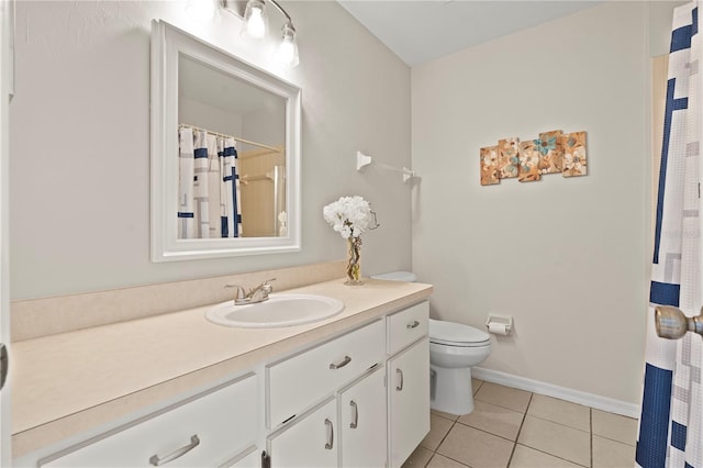 2864 SW 40th Ave, Gainesville, FL 32608 - full bath featuring vanity, tile patterned floors, and a shower with curtain
