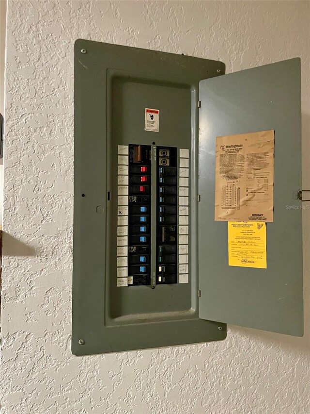 1112 NE 130th Ter, Silver Springs, FL 34488 - utilities featuring electric panel