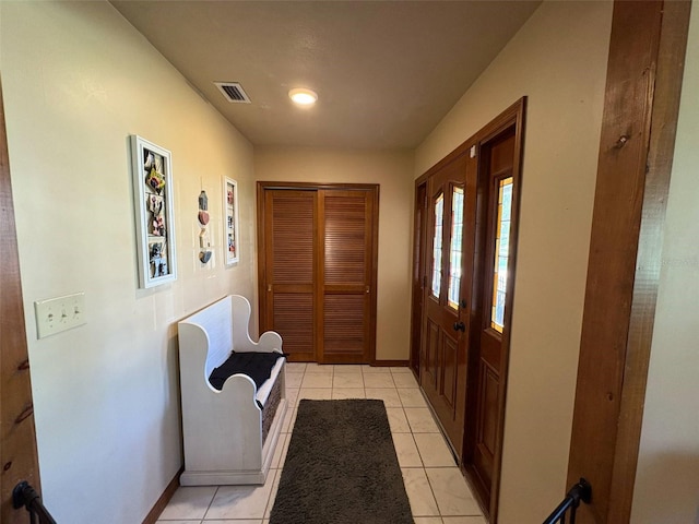 3545 SE 24th Ave, Ocala, FL 34471 - foyer entrance with light tile patterned flooring