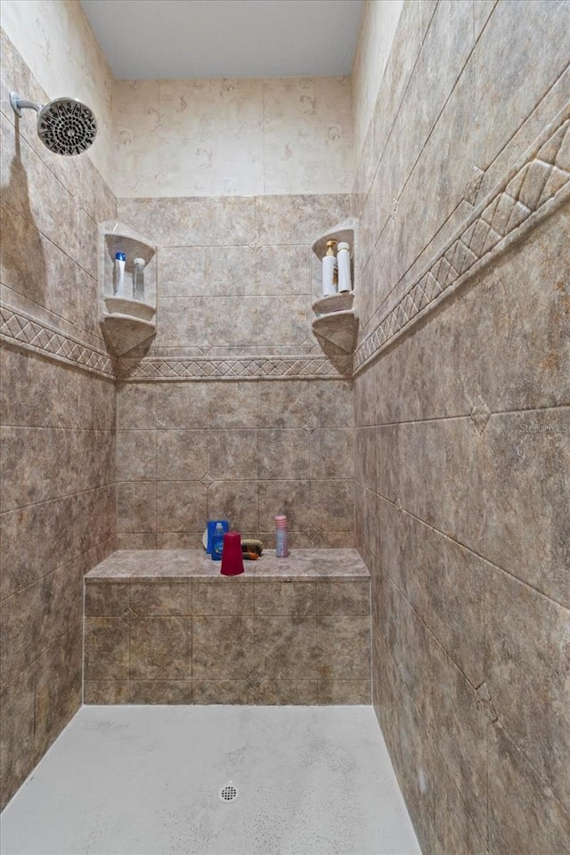 4322 N Mayan Dr, Hernando, FL 34442 - full bath with a tile shower