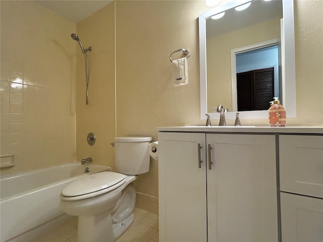 3525 E Fort King St Unit 145, Ocala, FL 34470 - bathroom with tile patterned flooring, vanity, shower / tub combination, and a textured wall