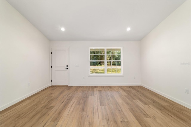 5400 NW 9th St, Ocala, FL 34482 - spare room featuring light wood-style floors and recessed lighting