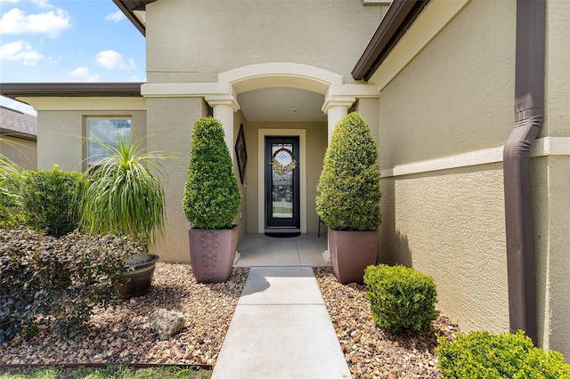9634 SW 67th St, Ocala, FL 34481 - property entrance featuring stucco siding