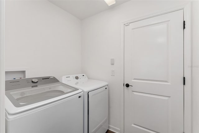 4416 Homan Loop, The Villages, FL 32163 - laundry area with washer and dryer