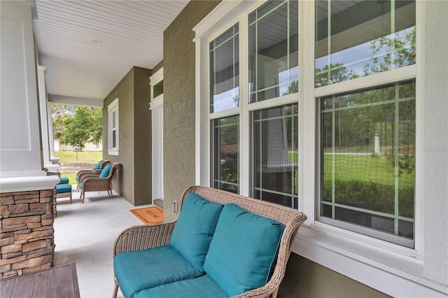 3196 W Mustang Blvd, Beverly Hills, FL 34465 - view of covered porch