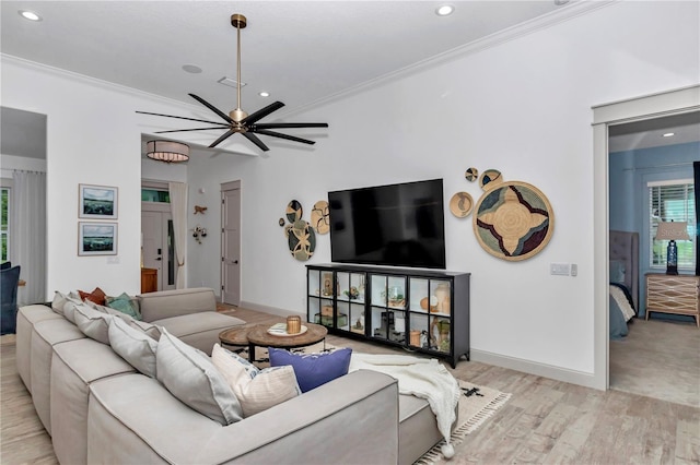 3196 W Mustang Blvd, Beverly Hills, FL 34465 - living area with recessed lighting, wood finished floors, a ceiling fan, and crown molding