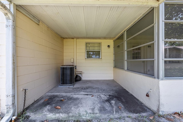 9065 SW 82nd Ter Unit G, Ocala, FL 34481 - view of patio / terrace with a carport