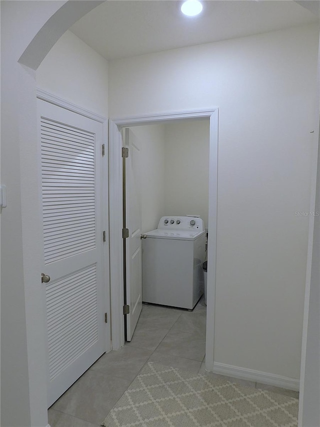 80 Hickory Course Loop, Ocala, FL 34472 - washroom featuring washer / dryer and arched walkways