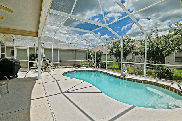 3146 Williams Rd, The Villages, FL 32162 - swimming pool with a patio area, a grill, and a lanai
