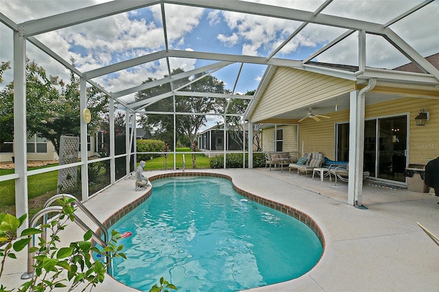 3146 Williams Rd, The Villages, FL 32162 - swimming pool featuring a patio area and a ceiling fan