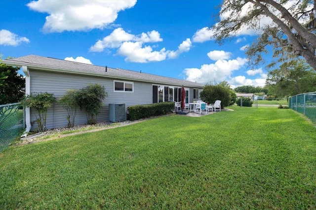 8461 SW 109th St, Ocala, FL 34481 - back of property featuring a patio