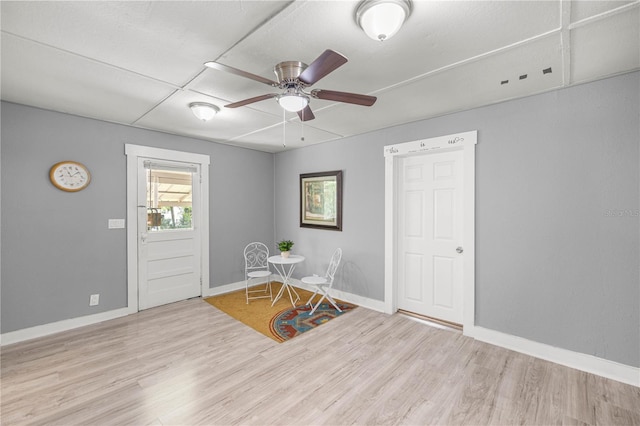 1330 NE 55th St, Ocala, FL 34479 - dining area featuring wood finished floors and a ceiling fan
