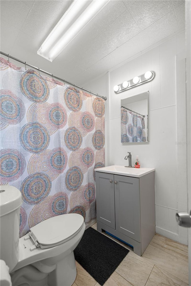 1330 NE 55th St, Ocala, FL 34479 - full bath with toilet and vanity