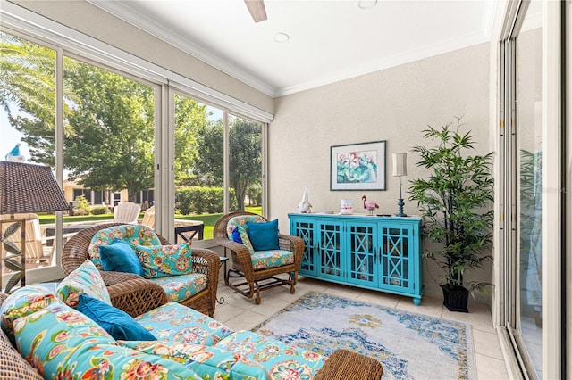 9120 SE 125th Loop, Summerfield, FL 34491 - sunroom featuring ceiling fan and outdoor lounge area